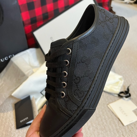 Auth* Gucci sneakers Fits Size6 - Picture 4 of 16